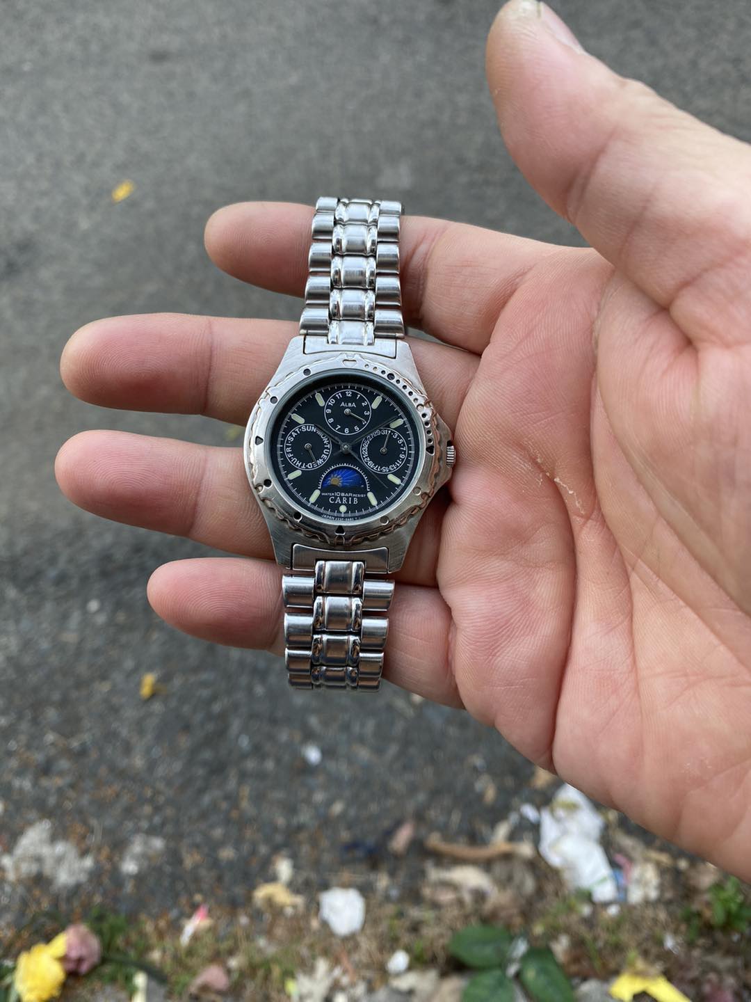 Seiko Alba Moon Phase Quartz V33F-6B20 – Long's Fine Watches
