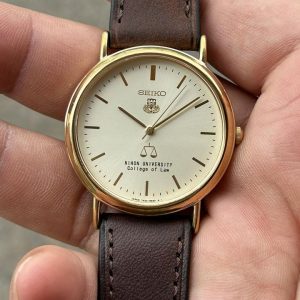 Seiko Mens Quartz Watch 7N22-8A20 / Nihon University College of Law / case no.610447 , made in Japan.