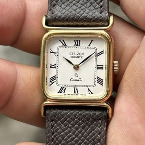 Citizen Castalia Quartz CQ Water Resist 10atm 4-8450637 S / case no.7020132 , made in Japan.