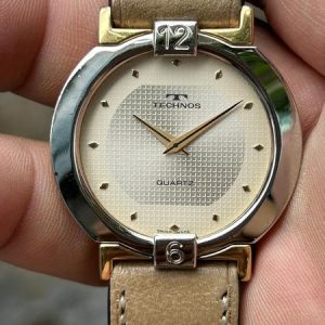 Technos Quartz Vintage watch 131420.53 / case no.L 030472 , Swiss made.
