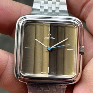 Orfina Manual Winding 17 Jewels Watch 838 , Swiss made , size case 35x35mm.