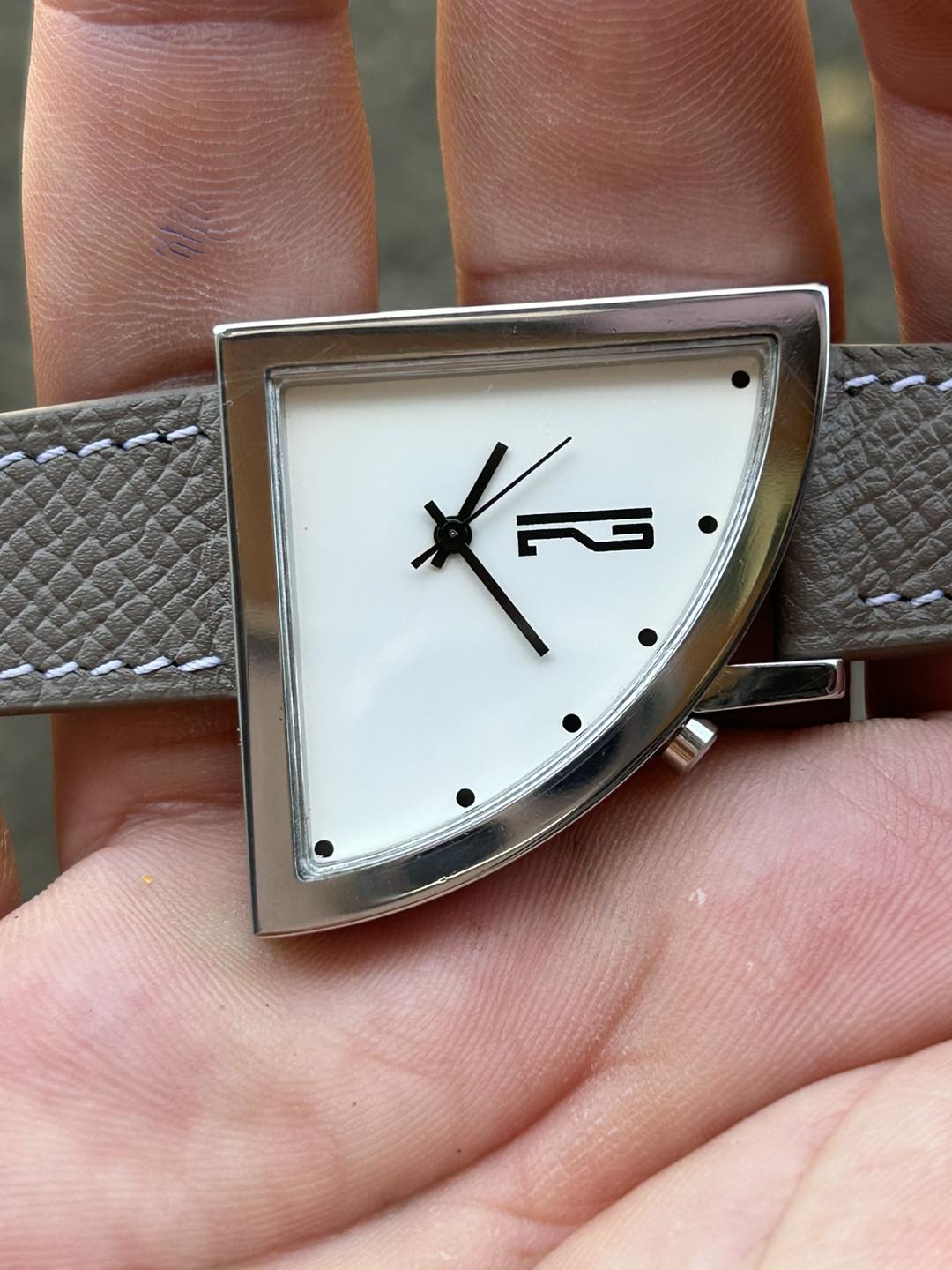 「VENTURA Design on Time」　時計　[ジャンク品] 2025年最新】vantura design on time 時計の人気アイテム - メルカリ