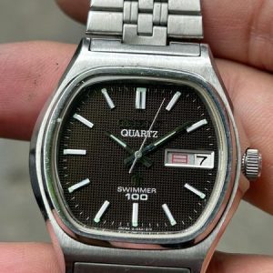 VINTAGE ORIENT SWIMMER 100 Quartz Watch G569106-40 CS, made in Japan.
