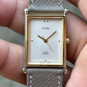 Vintage Casio Cloche tank Quartz watch MH-801G stainless steel back / case no.700826 , made in Japan.