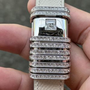Liebe quartz watch stainless steel back , made in Japan.