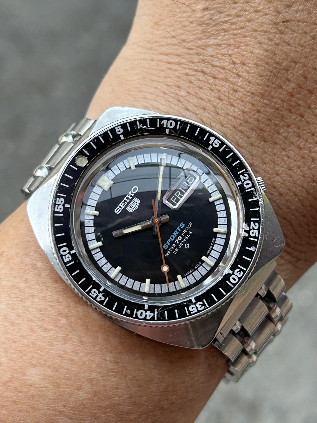 SEIKO SPORTS 70 ブラックダイヤル Amazon.co.jp: Seiko 5 スポーツブラックダイヤル シルバー