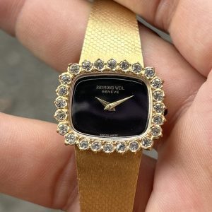 Vintage Raymond Weil Geneve manual winding watch 512 / case no.1612 , Swiss made.