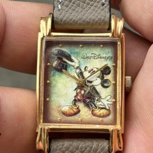 Mickey Magician Disney tank quartz watch ,limited edition 0670/3000, made in Japan.