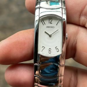 Seiko quartz watch stainless steel 1N00-6K70 / case no.000744, made in Japan.