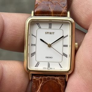 Vintage SEIKO SPIRIT tank QUARTZ watch 5E21-5B50 / case no.580085 , made in Japan.