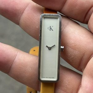 CK Calvin Klein Ladies Quartz watch K10121 , Swiss made.