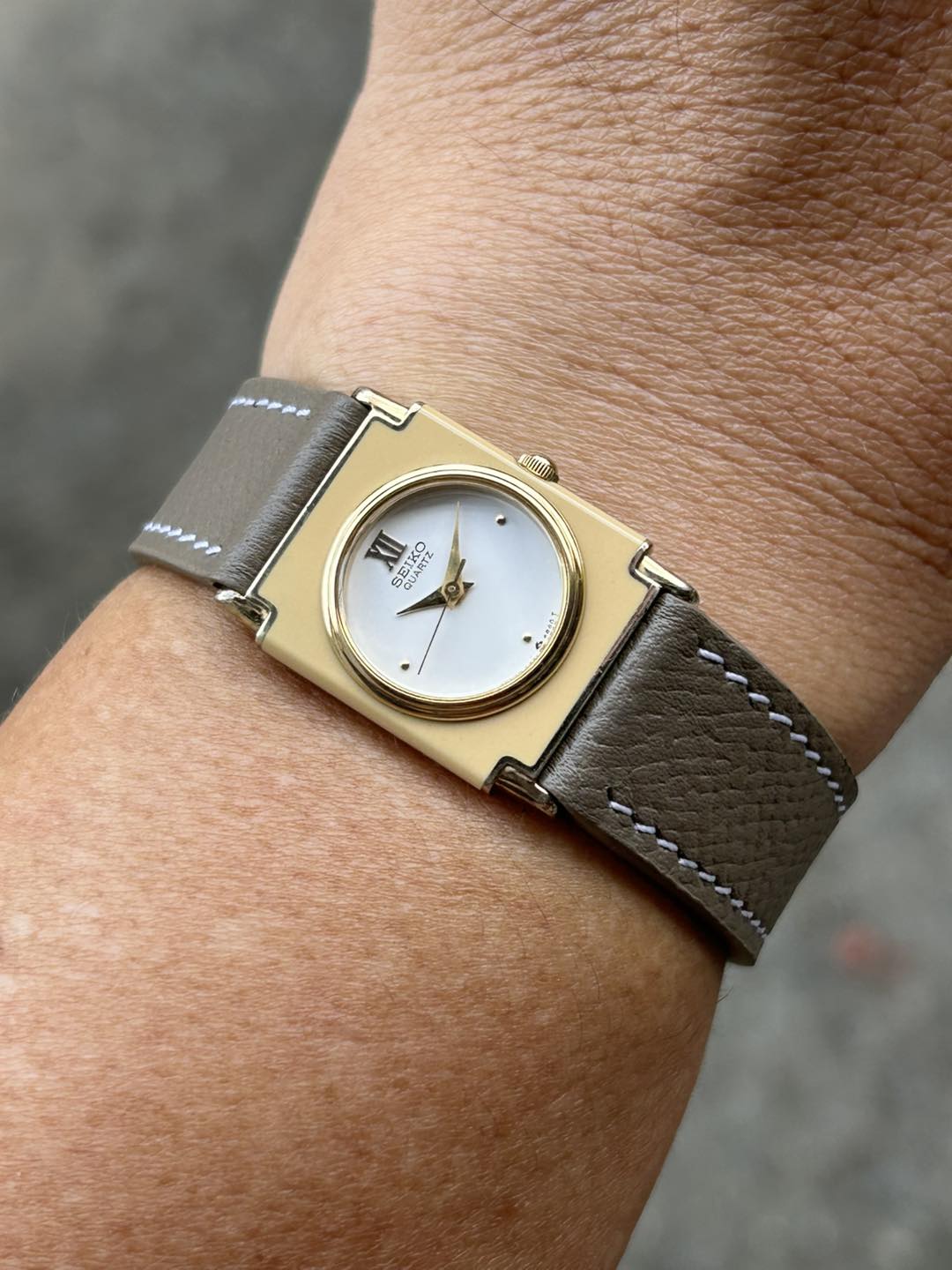 SEIKO レディース クォーツ 70's ビンテージ 諏訪 7321-5620 SEIKO レディース クォーツ 70´s ビンテージ 諏訪 7321-5620 【公式通販】