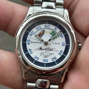 Ford - Mustang quartz watch F117M , made in Japan.