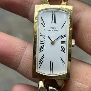Technos bracelet Vintage manual winding watch , Swiss made.