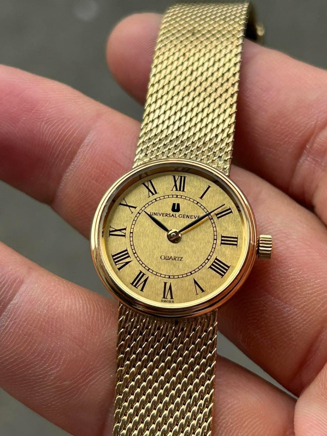 UNIVERSAL GENEVE lady Watch Quartz 542584 / case no.3639778, Swiss