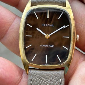 BULOVA Longchamp hand winding 17 jewels / case no.3-829782, Swiss made.