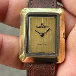 Schneider Manual Winding Incabloc 17 Jewels Watch, case no.8132704 , Swiss made .