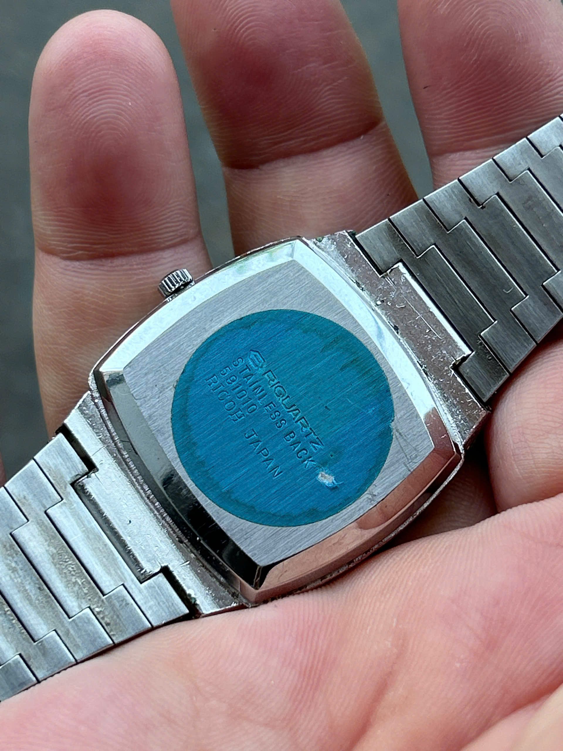 Ricoh Quartz Riquartz watch stainless back, case no.591010, made