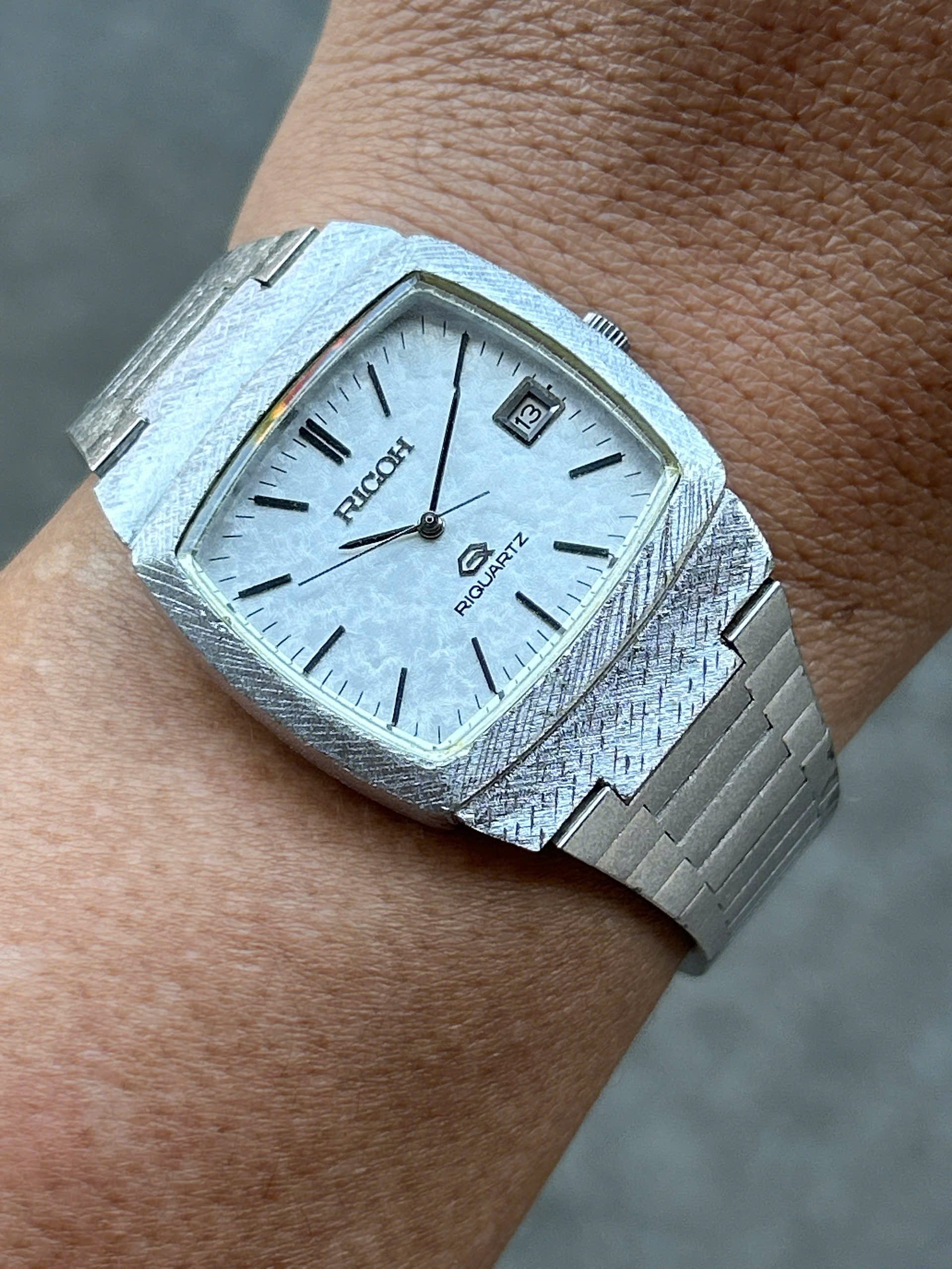 Ricoh Quartz Riquartz watch stainless back, case no.591010, made