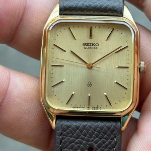 Vintage Seiko tank 2621-5380 Men's Watch Quartz Used Authentic