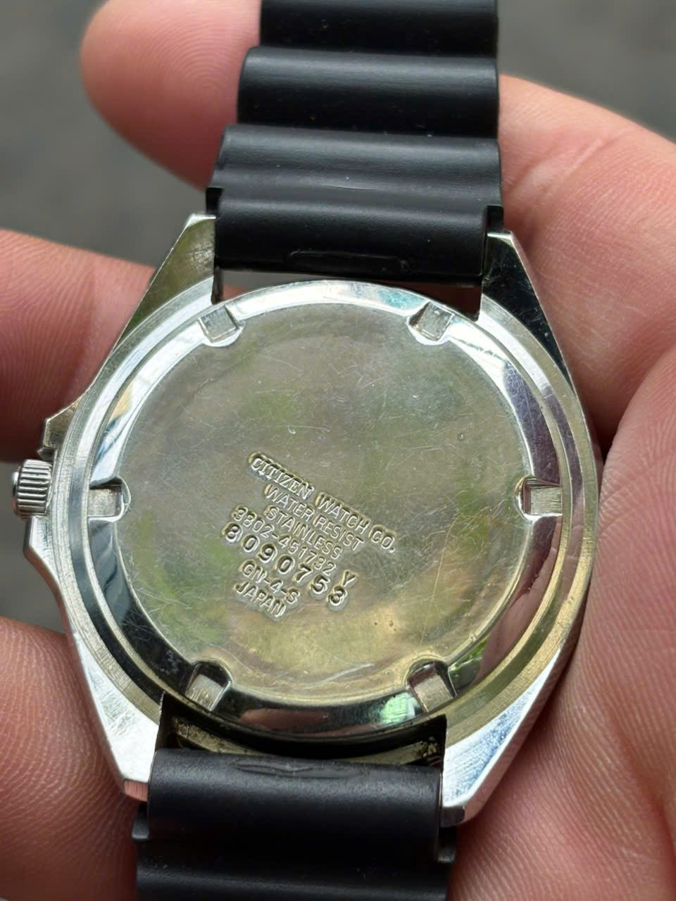 Citizen Diver 200m Quartz watch 3802-451732 Y/ case no.8090753