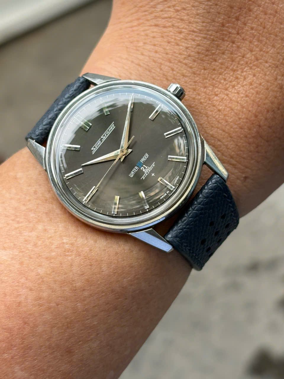 Seiko Skyliner AD Dial Hand winding 21 jewels 14092 Cal.402