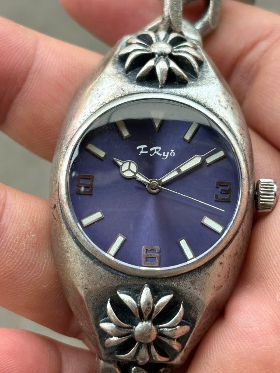 Chrome heart style F Ryo – Rumble Fish quartz watch RF-001-TP