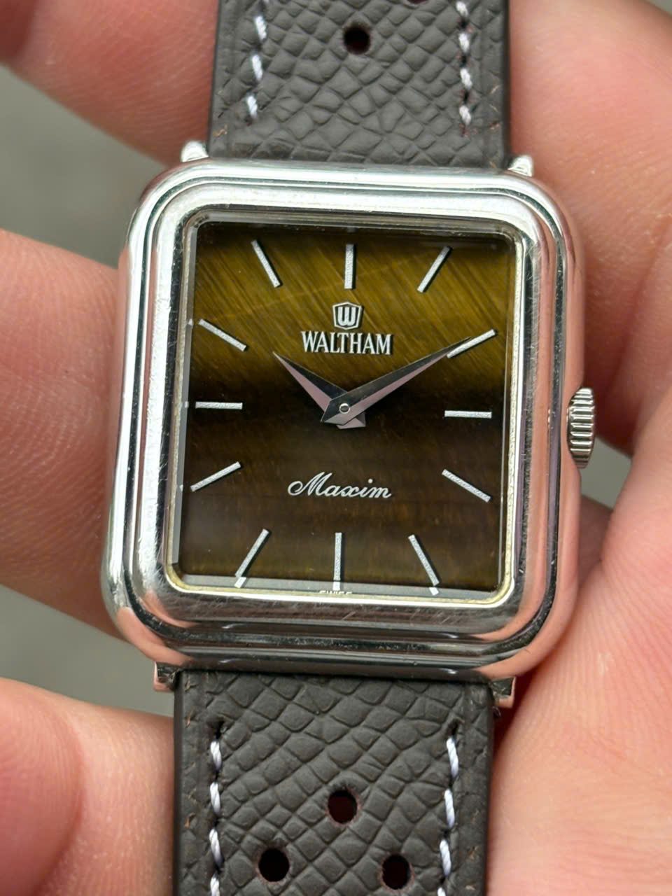 Waltham Maxim manual winding 17 jewels watch, case no.610366