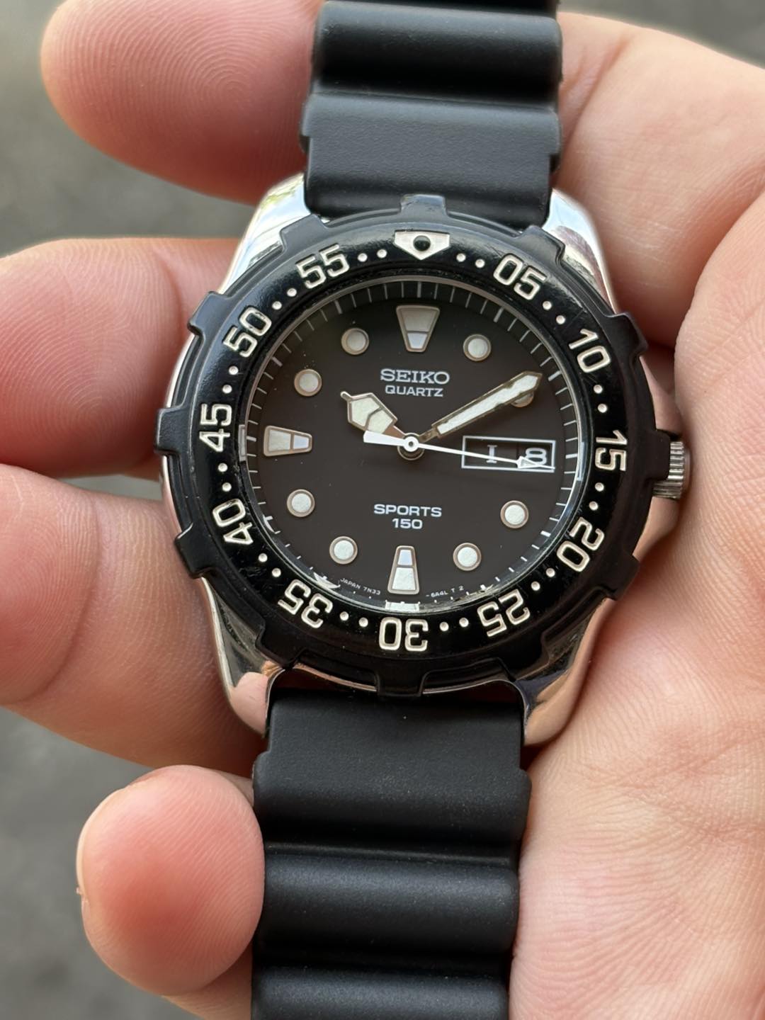 Seiko 7N33-6A3B Men's Divers Watch Sports 150 Plastic Bezel