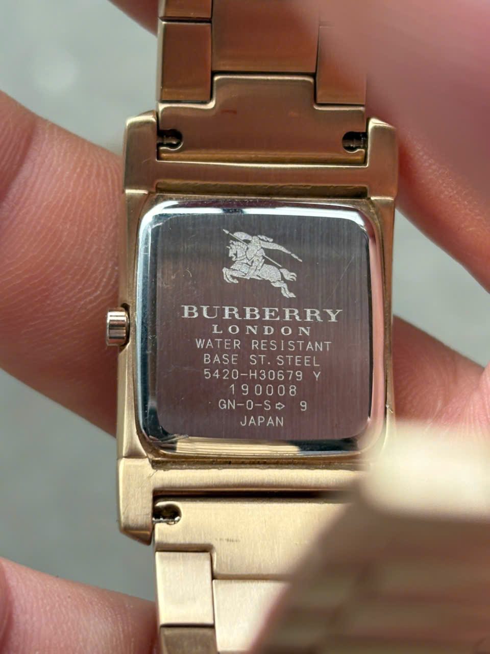 Burberry London Quartz watch 5420-H30679 Y, case no.190008, made