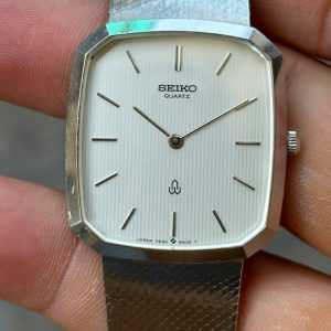 Seiko Quartz watch 7820-5380/ case no.880681, made in Japan.