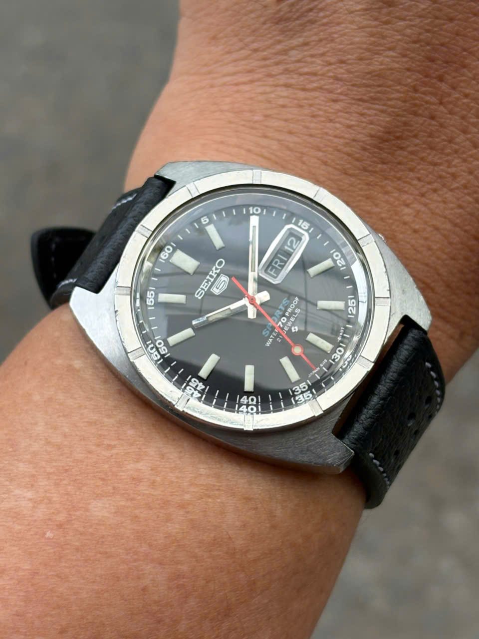 Seiko 5 Sports automatic watch Cal.6119-8140/ case no.871440, made