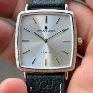 UNIVERSAL GENEVE Watch Quartz 743302 / case no.240119, Swiss made.