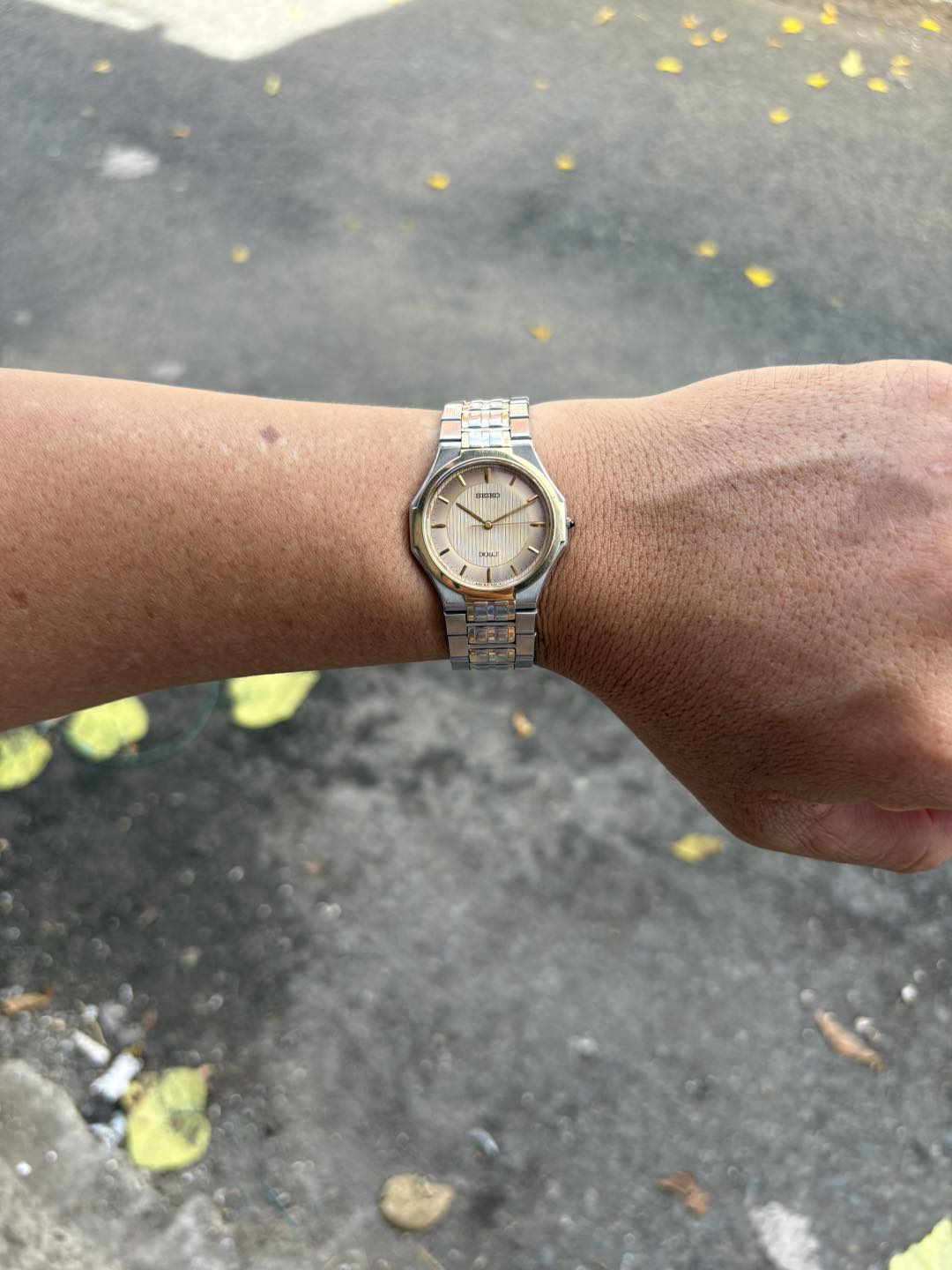 SEIKO セイコー　ドルチェ8J41-6130 腕時計 SEIKO Dolce Quartz Watch 8J41-6130 / case no.820156 , made in