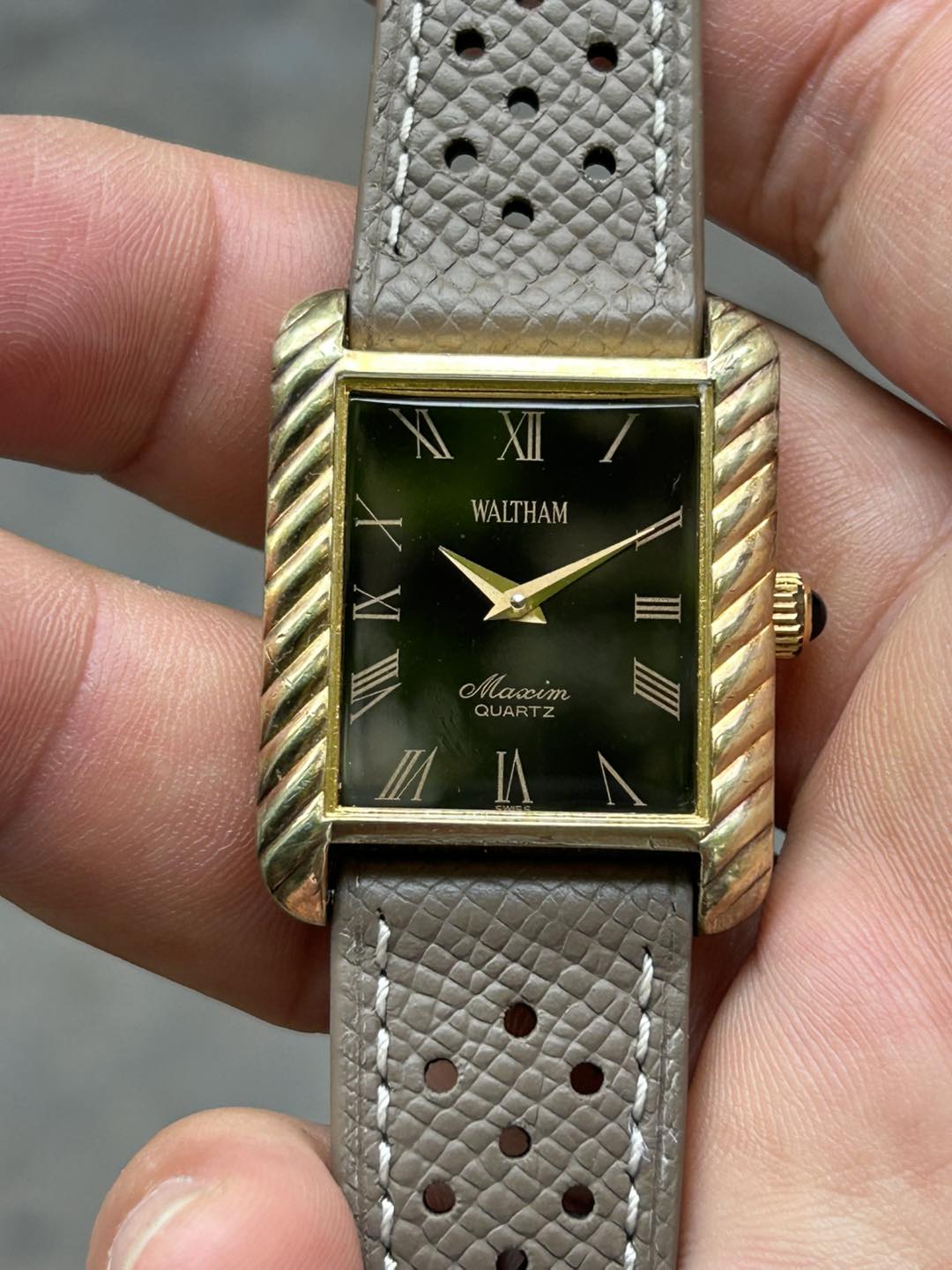 Waltham Maxim tank Quartz watch, case no.790068 , Swiss made