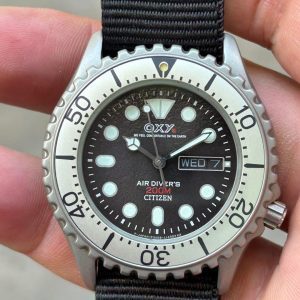 Citizen Oxy Air Driver's 200M Men’s Watch 5508-L07267 Y, case no.500487, made in Japan.