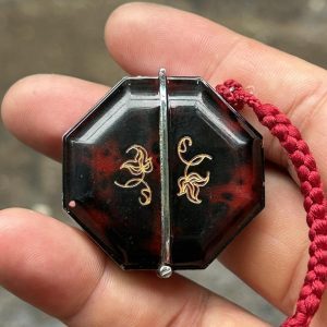 12/1970's Vintage Seiko 21-7510 URUSHI painting case Kimono corset watch/ case no.003380, made in Japan .