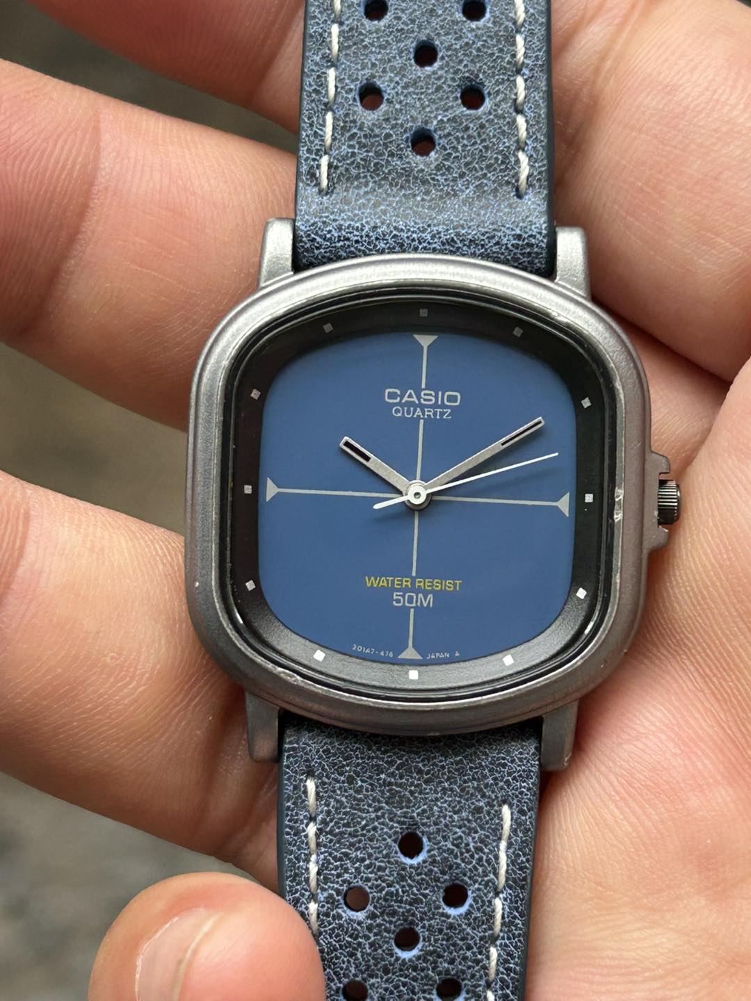 Casio vintage quartz watch MFW-63 Module 332 / case no.727993