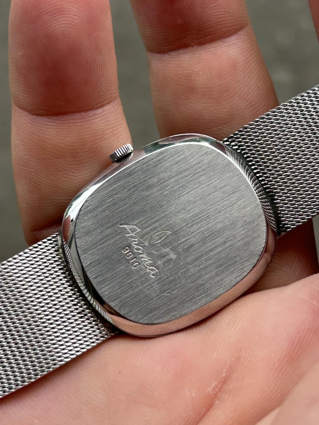 時計 AROMA SWISS MADE MANUAL MENS 434850411_962658035862410_8805
