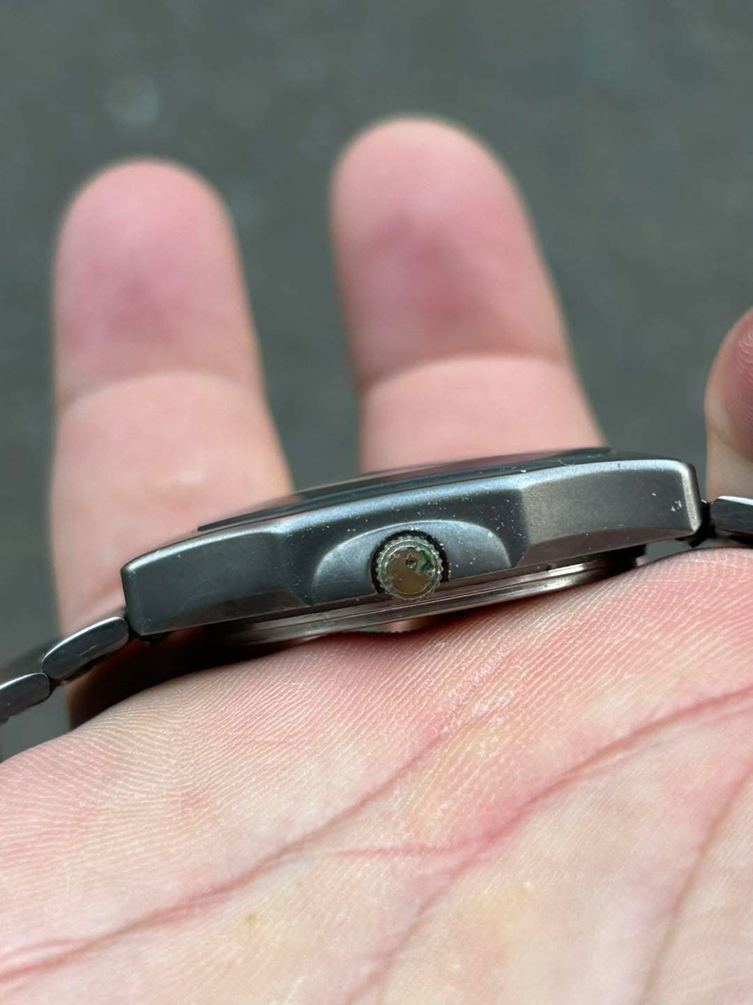 Seiko Alba Watch Quartz V253-5080 / case no.612752, made in Japan