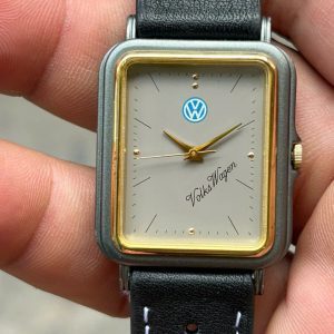Volkswagen tank Quartz Watch VW-6003, case no.866130, made in Japan.