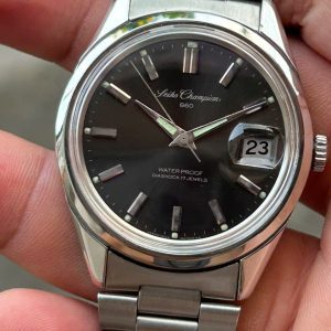 Seiko Champion Calendar 860 water proof 17 Jewels manual winding 7622-9010, case no.6210632, made in Japan.