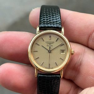 Vintage Longines lady Quartz watch, case no.25270619, Swiss made.