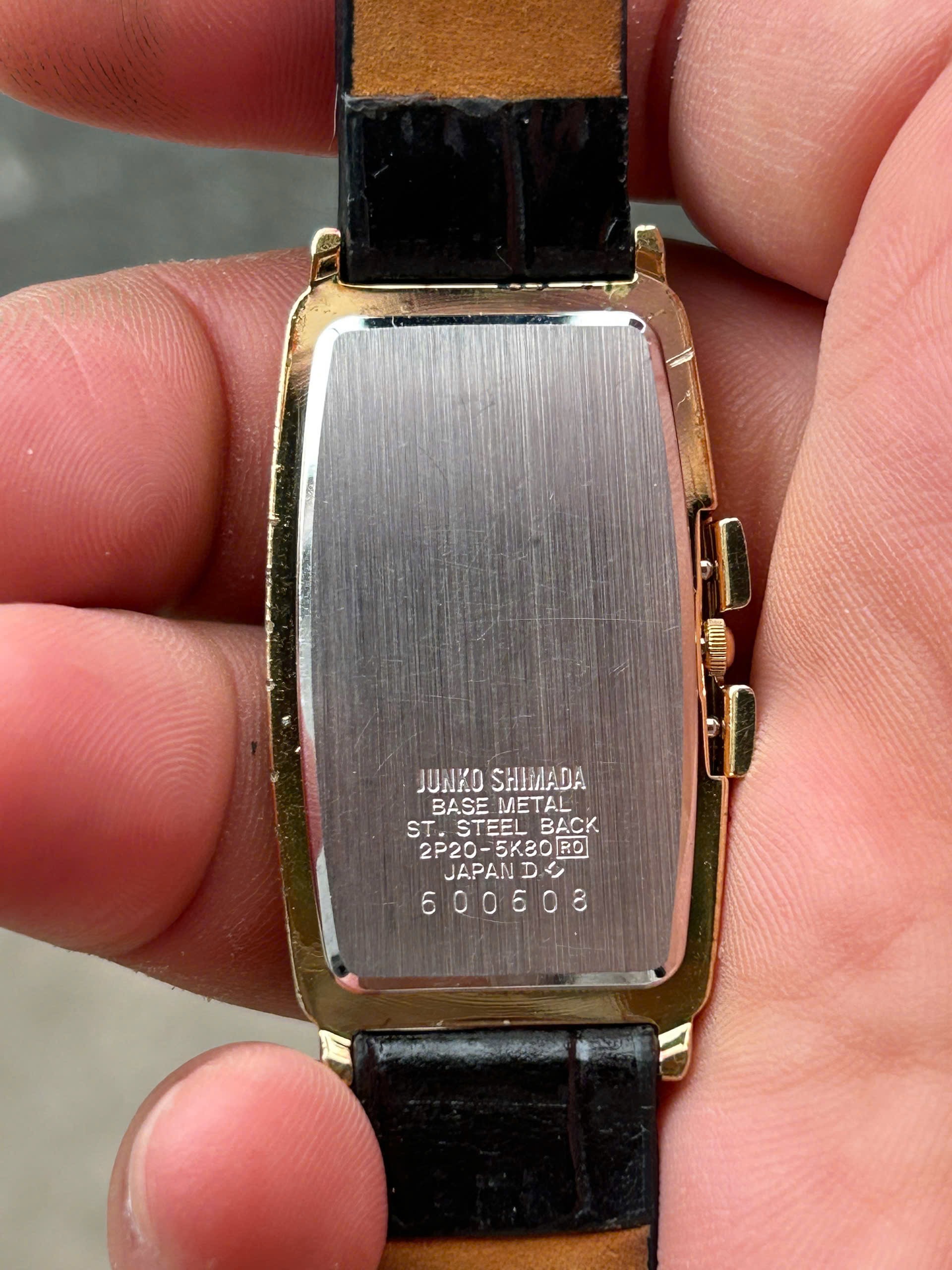Seiko Junko Shimada ( designer ) Quartz Watch 2P20-5K80 Base metal