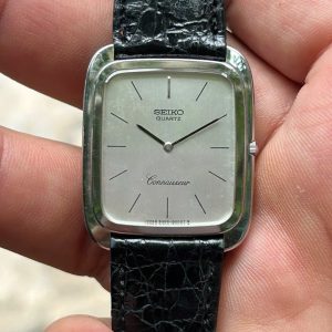 Seiko Connaisseur Quartz 9300-5000/ case no.110017 ,made in Japan.