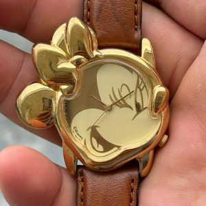 Seiko Vintage Lorus Mickey Quartz V501-0320.