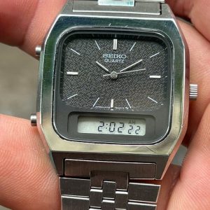 SEIKO H449-536A ANALOG/DIGITAL Watch, case no.4N0823, made in Japan.