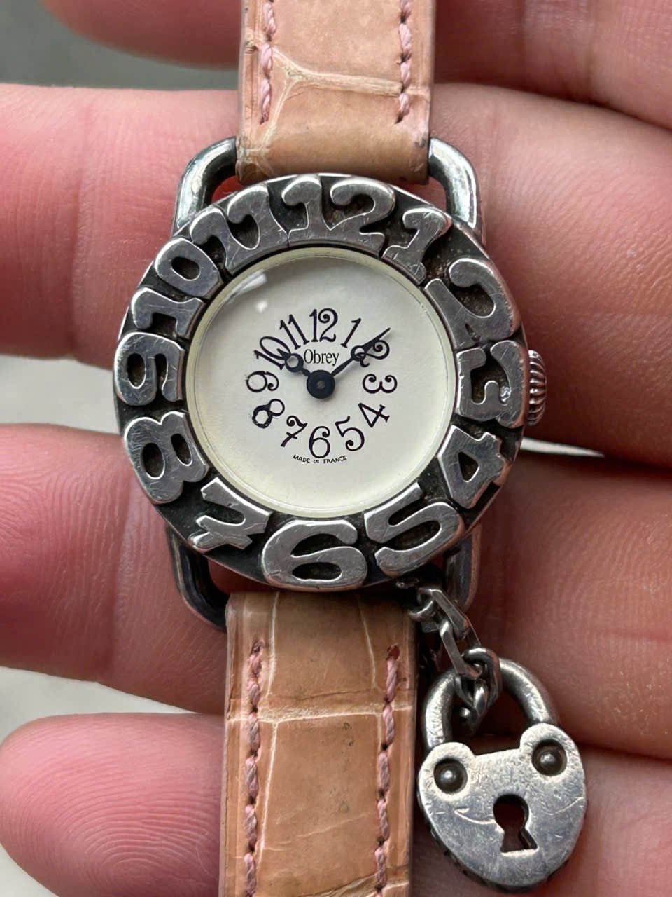 おばおばじ様　訳ありObrey Paris SOLID SILVER 腕時計 Obrey Paris lady Quartz watch Solid silver, made in France