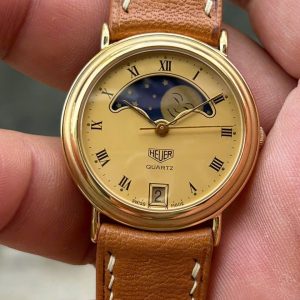 Heuer Moon Phase quartz watch 8048D, case no.2801008, Swiss made .