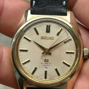 Seiko GS cap gold hand winding hi beat 36000, Cal.4520-8000, case no.0D0414, made in Japan.
